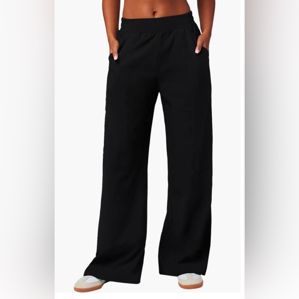 Fabletics Downtown Wide Leg Pant size M (Tall)